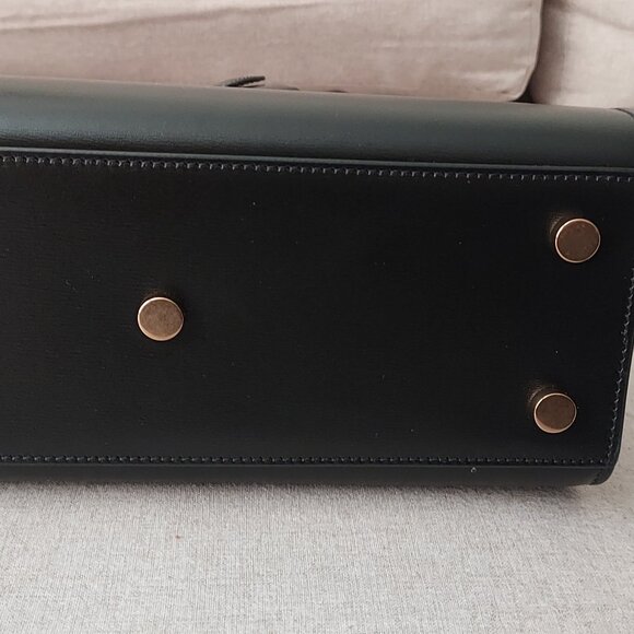 Sac De Jour Nano Top-Handle Bag in Smooth Leather - Picture 7 of 9